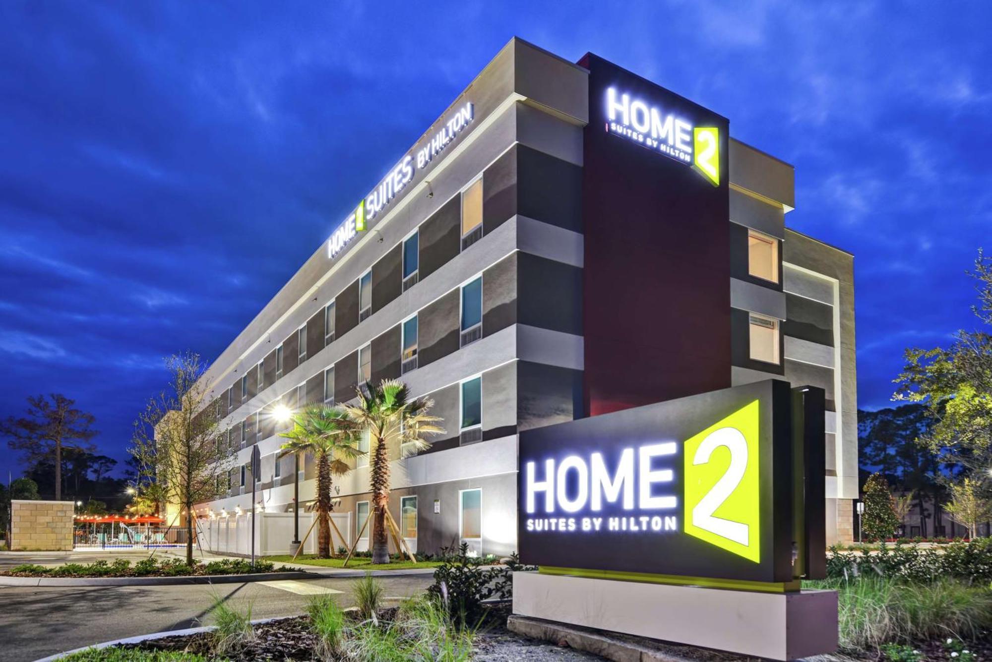 Home2 By Hilton Daytona Speedway 3*